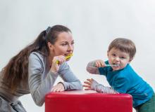 Как приучить ребенка к чистке зубов?